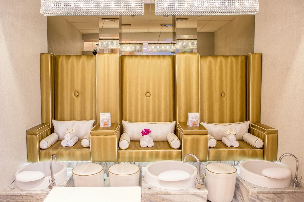 Calm studio lounge with soft chairs
