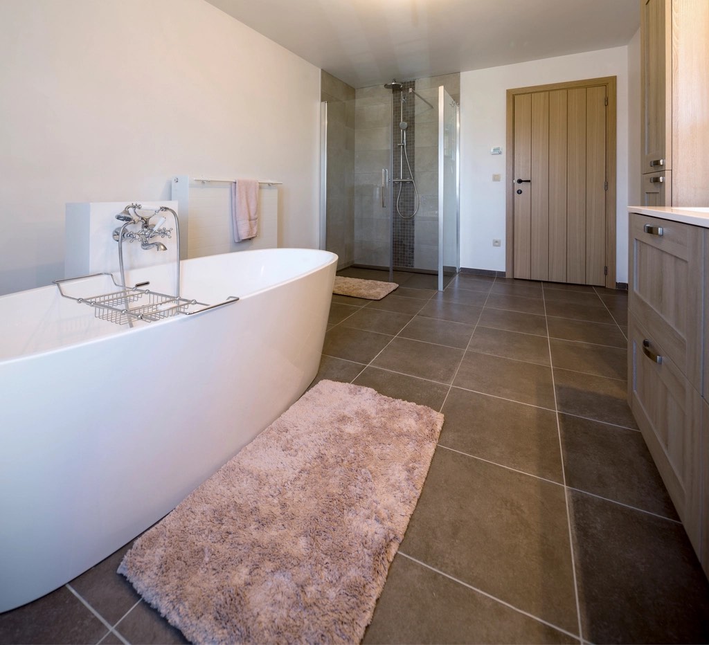 Bathroom with freestanding tub